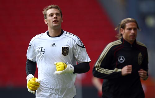 篮球篮网球队训练赛完成