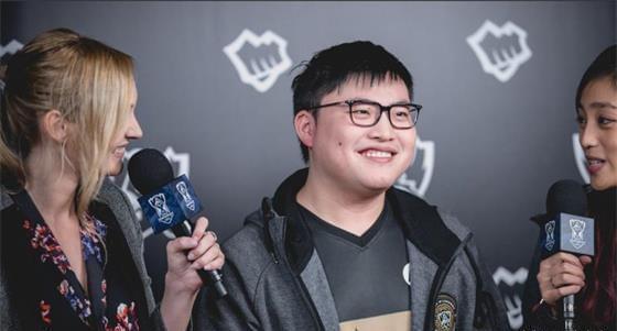 弗里克解释亚马尔被换下原因，称其欧冠停赛需轮换