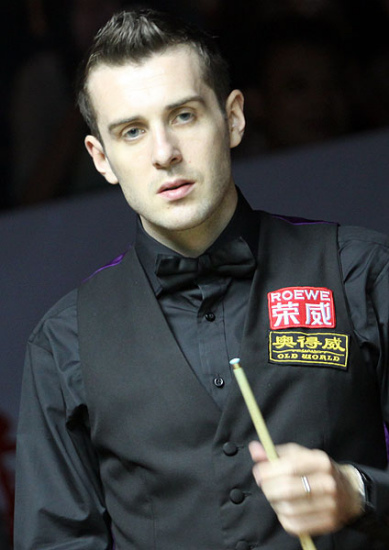 势局面下依 势局面下依