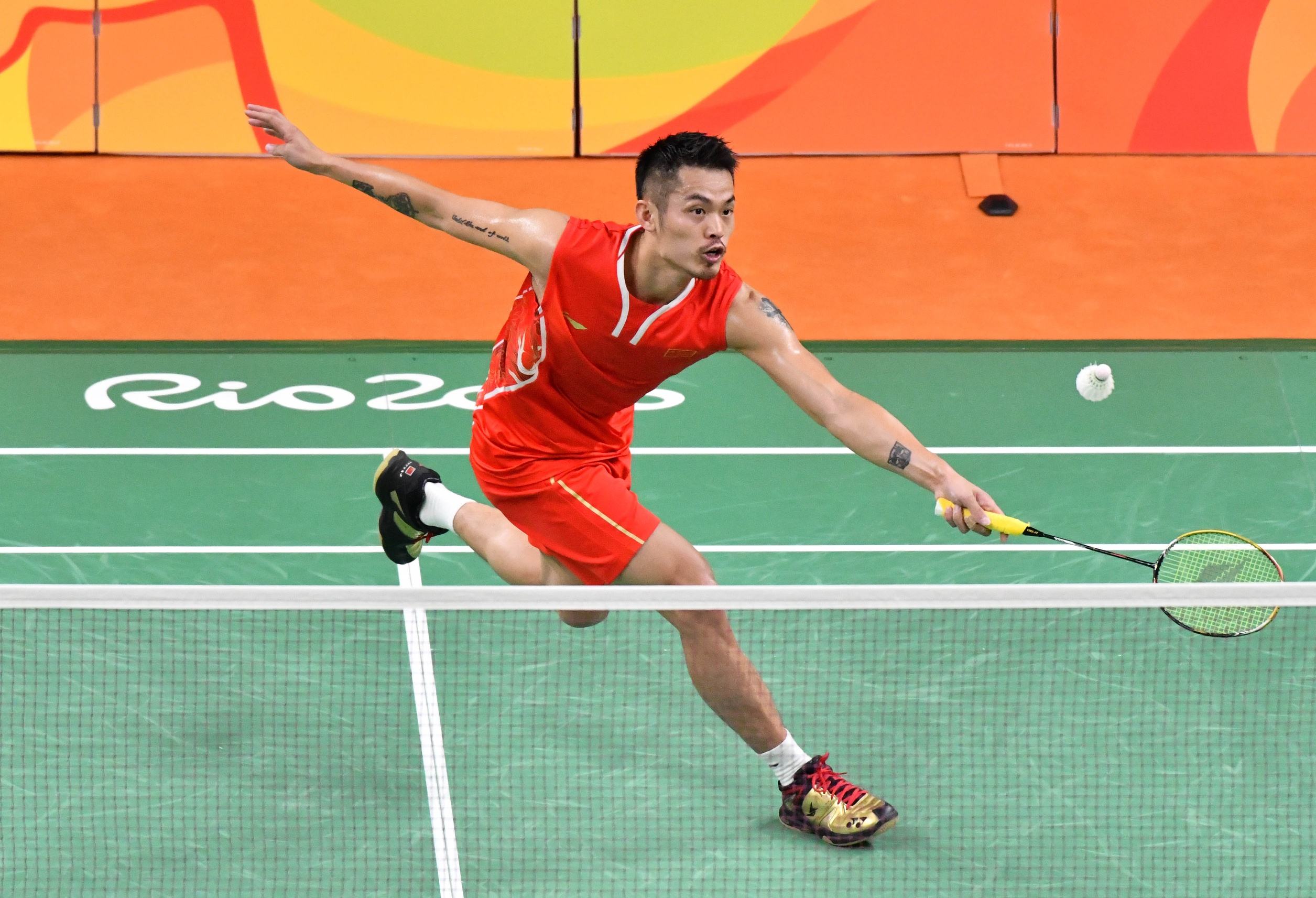 他不僅吸取 他不僅吸取